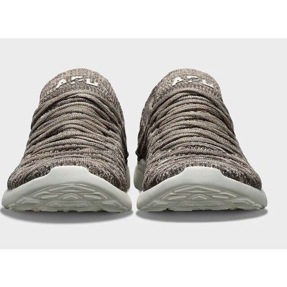 NEWWomen's APL Athletic Propulsion Labs Techloom Wave Sneakers 7